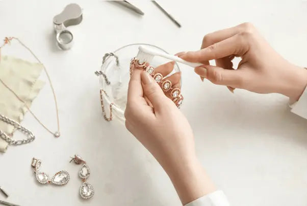 Rose Gold Care Guide: Keep the Blush Alive in Dry Canadian Winters