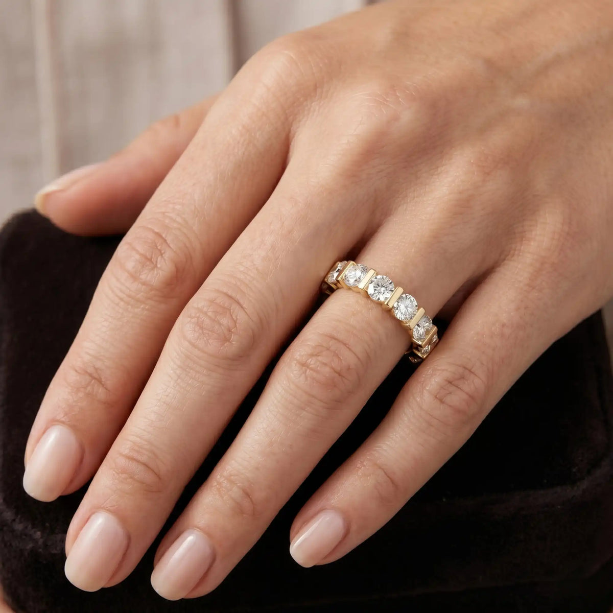 Round Lab Grown Diamond Eternity Ring | Oriael