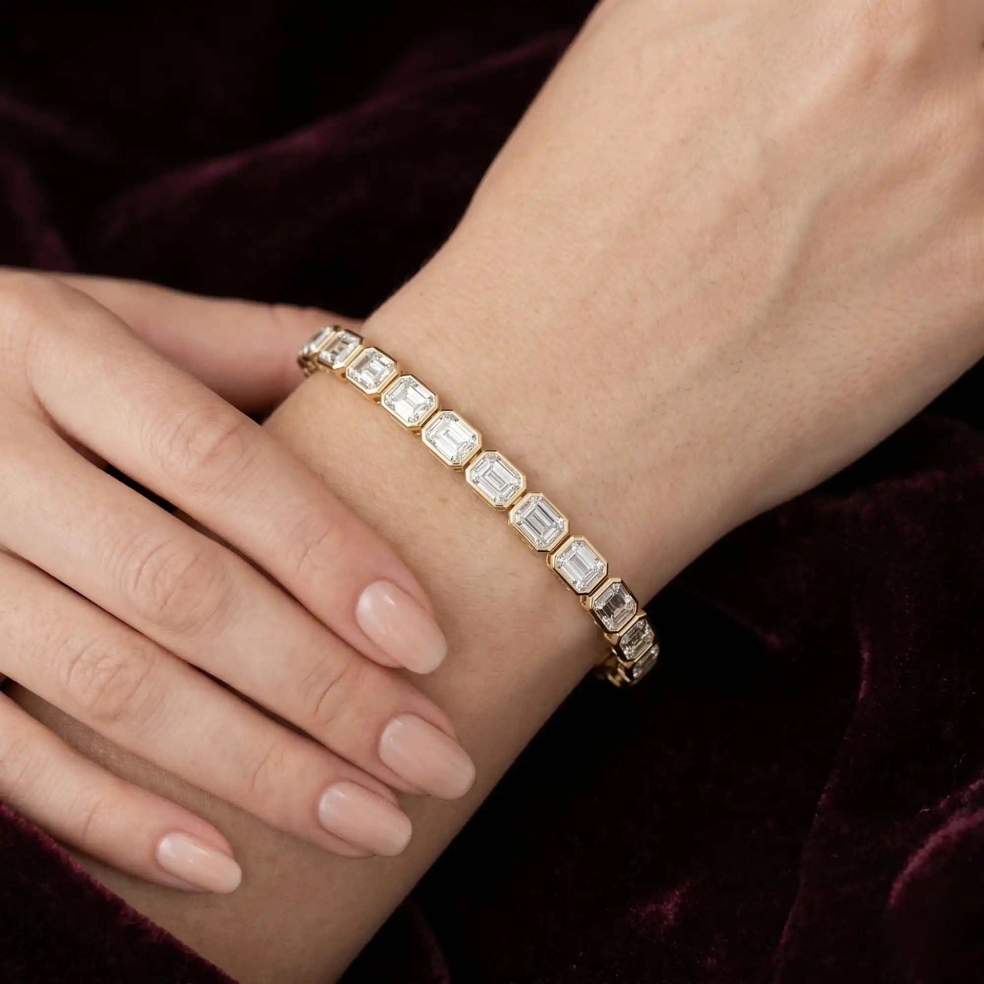 Emerald Cut Lab Grown Diamond Bezel Tennis Bracelet | Vienna