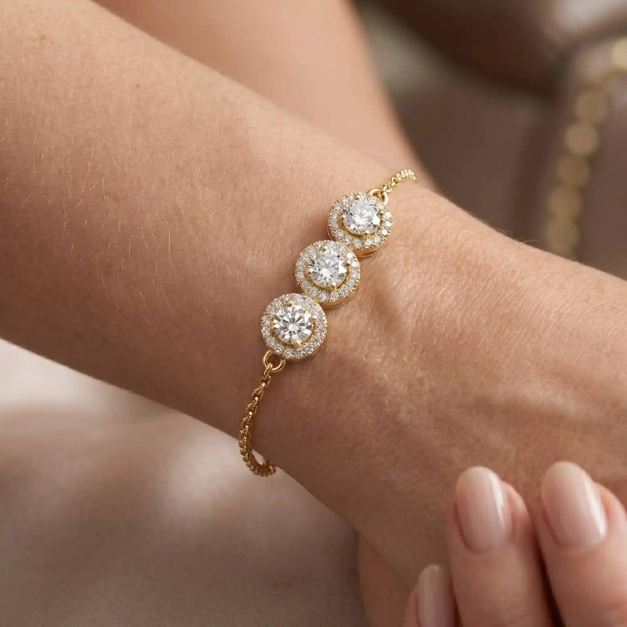 Three-Stone Halo Chain Bracelet | Oroa