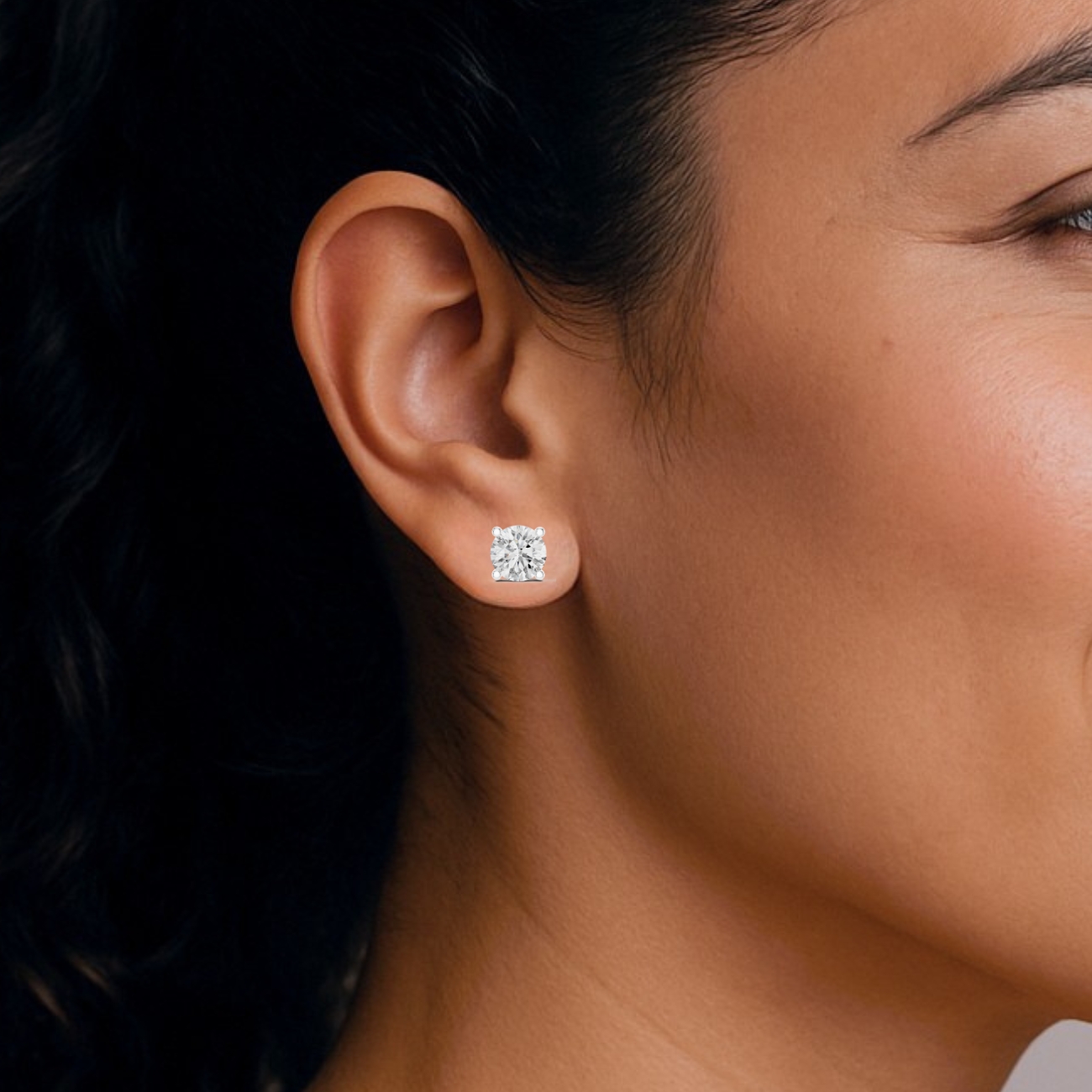 Classic Round D Earrings